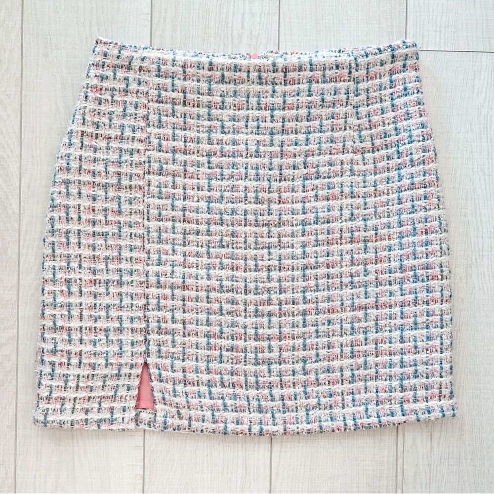 Colourful tweed/boucle mini skirt